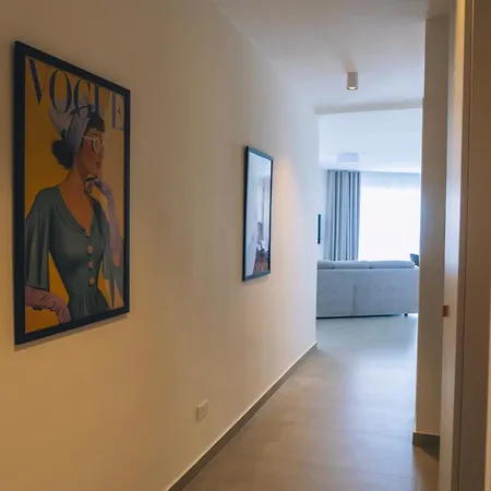 Apartman Eghzien A2 Access To Tranquil Shared Pool *