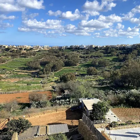 Eghzien A2 Access To Tranquil Shared Pool Apartament Xagħra