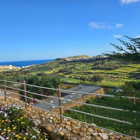 Eghzien A2 Access To Tranquil Shared Pool דירה Xagħra