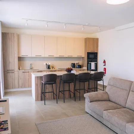 דירה Eghzien A2 Access To Tranquil Shared Pool Xagħra