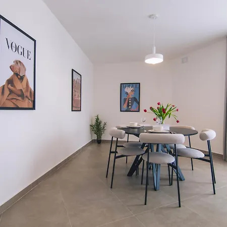 Apartament Eghzien A2 Access To Tranquil Shared Pool