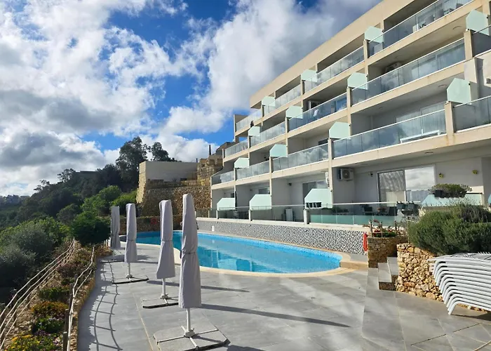 Eghzien A2 Access To Tranquil Shared Pool Apartmán