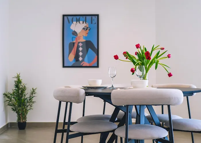 Apartmán Eghzien A2 Access To Tranquil Shared Pool