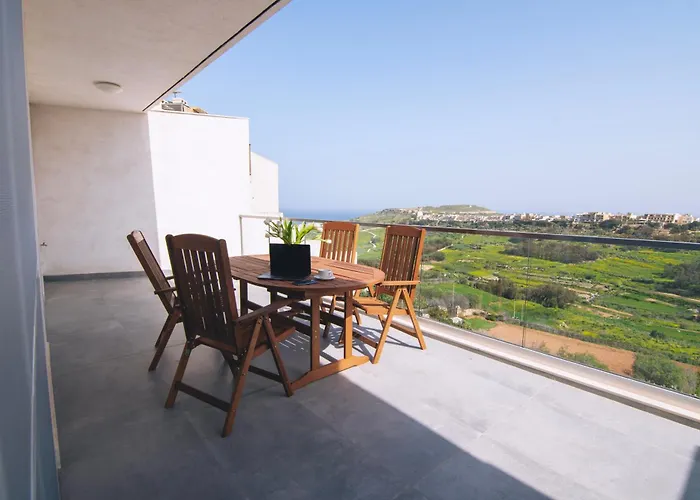 Eghzien A2 Access To Tranquil Shared Pool Apartamento