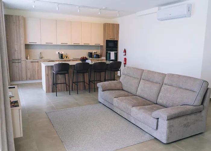 Eghzien A2 Access To Tranquil Shared Pool * Xagħra