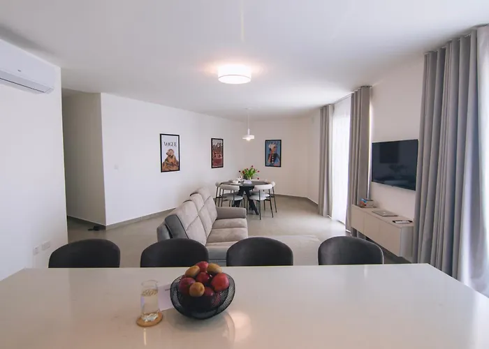 Apartamento Eghzien A2 Access To Tranquil Shared Pool